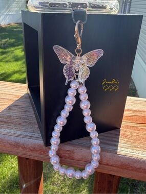 Iridescent Butterfly Pearl Phone Wristlet Keychain - Women Jewelry